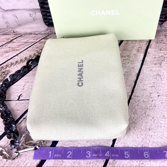 CHANEL seafoam green beauty line cosmetic pouch crossbody or bumbag tote - Picture 14 of 16